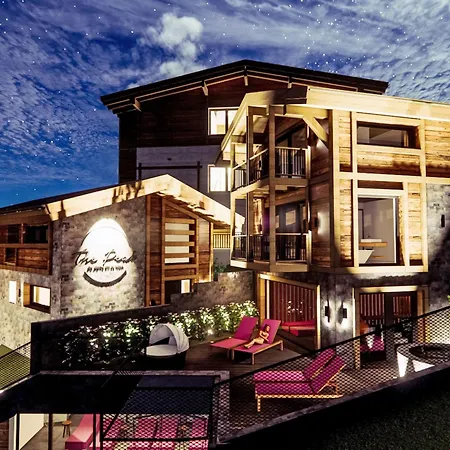 The Peak-10 By Interhome *